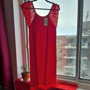 Cherie Bliss Elegant Scarlet Red Lace Nightgown